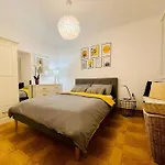 Porto Vita Seaview Apartment